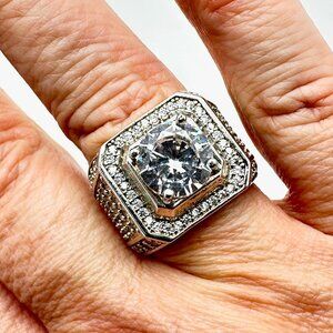 Large Cubic Zirconia Sterling Silver Statement Ring Size 10 Weight 12 Grams